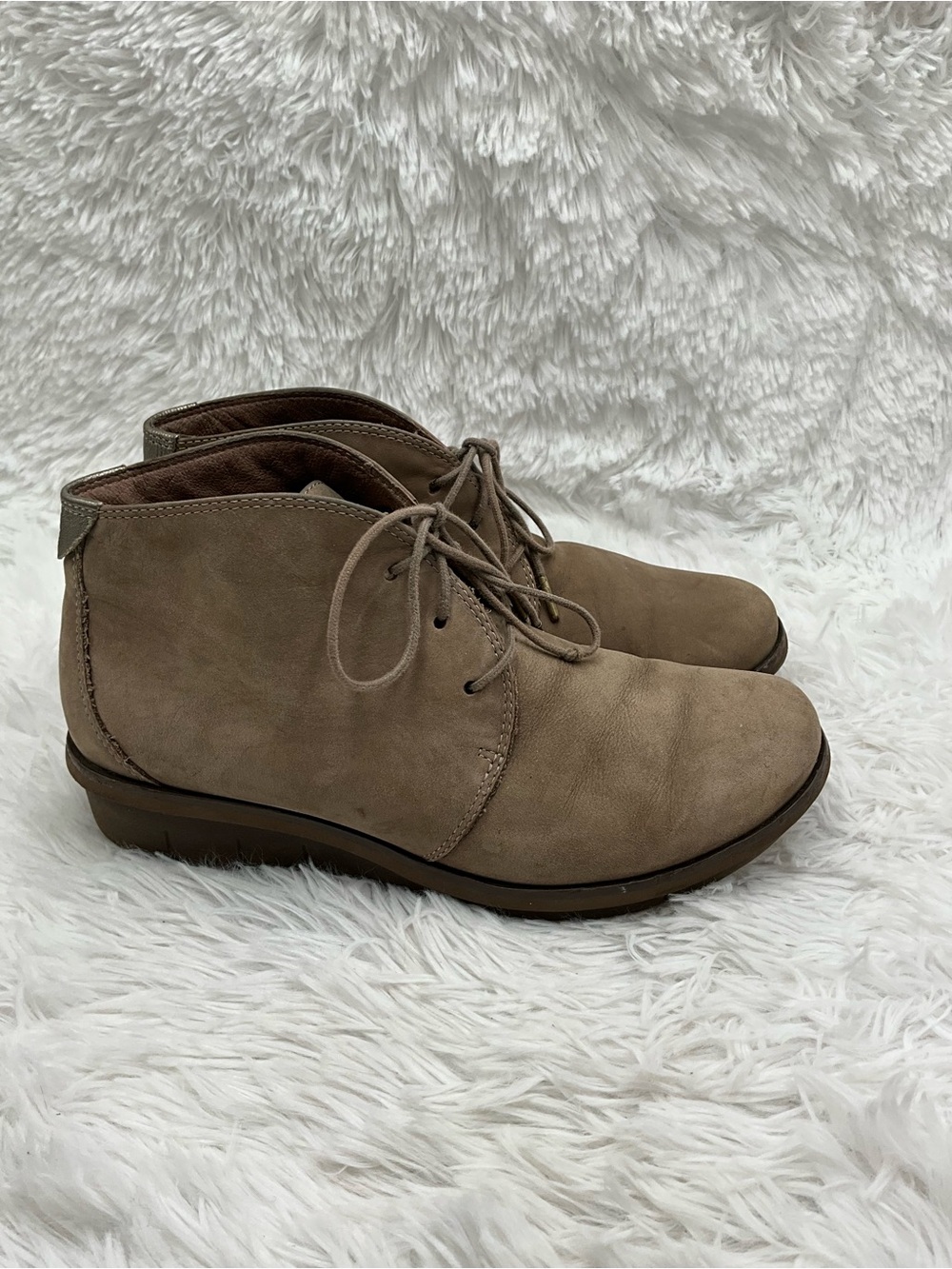 Dansko “Joy” Chukka Boots Size EU 38 US 7.5-8 Taupe / Brown